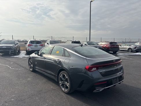 Used 2021 Kia K5 EX image 5