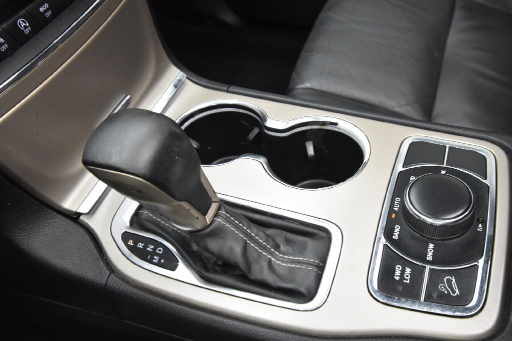Used 2017 Jeep Grand Cherokee Limited AWD/4WD image 21