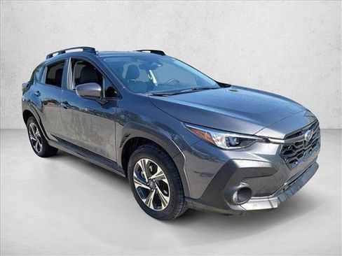 Used 2024 Subaru Crosstrek 2.0i Premium AWD/4WD image 3