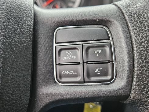 Used 2015 RAM 2500 Tradesman w/ Chrome Appearance Group AWD/4WD image 11