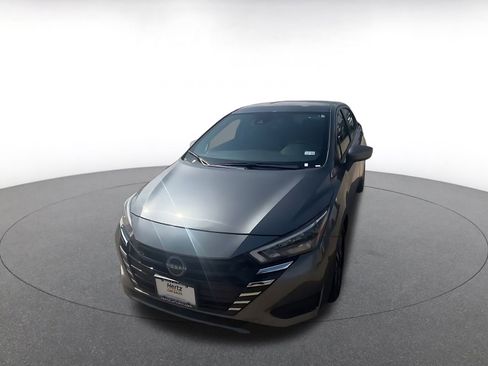 Used 2025 Nissan Versa SV image 7