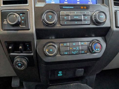 Used 2021 Ford F250 XL w/ STX Appearance Package AWD/4WD image 9