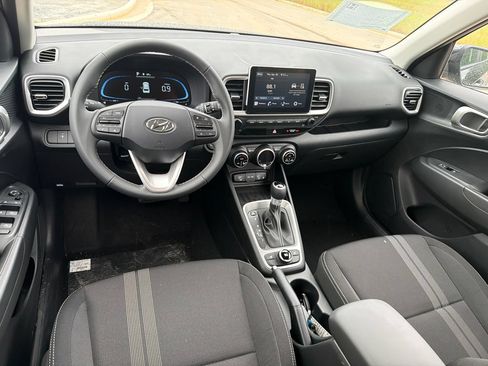 New 2026 Hyundai Venue SEL FWD image 23
