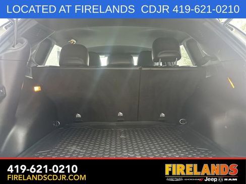 Used 2023 Jeep Compass Trailhawk w/ Trailhawk Elite Group AWD/4WD image 9
