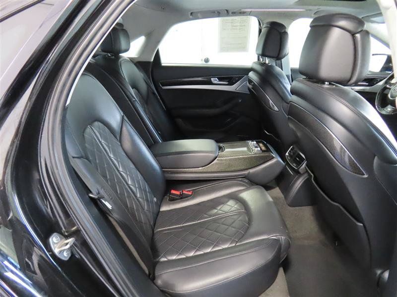 Used 2017 Audi S8 Plus AWD/4WD image 31