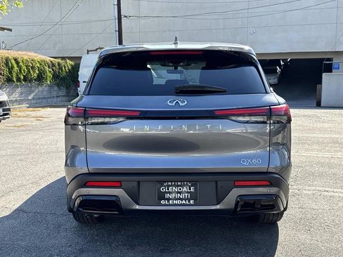 Certified 2025 INFINITI QX60 Pure FWD image 4