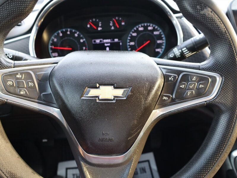 Used 2019 Chevrolet Malibu LT FWD image 9