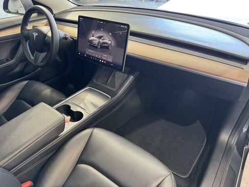 Used 2022 Tesla Model 3 Long Range AWD/4WD image 6