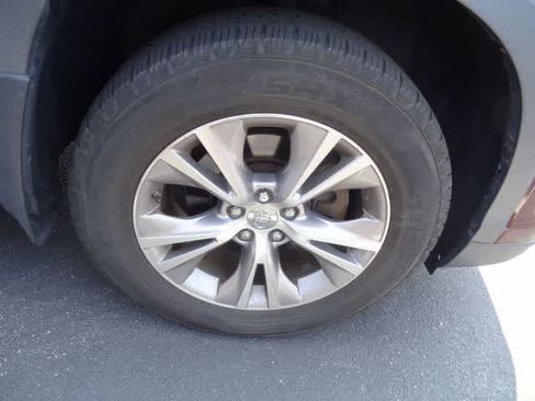 Used 2015 Toyota Highlander Plus AWD/4WD image 13