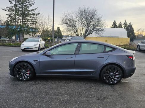 Used 2023 Tesla Model 3 Performance image 4