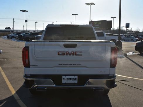 Used 2025 GMC Sierra 1500 SLT image 6