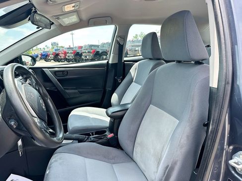 Used 2017 Toyota Corolla L FWD image 8