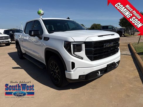 Used 2025 GMC Sierra 1500 Elevation w/ Elevation Premium Package AWD/4WD image 1