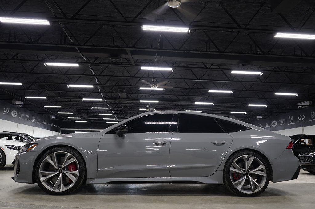Used 2021 Audi RS 7 Sportback w/ Black Optic Package AWD/4WD image 2