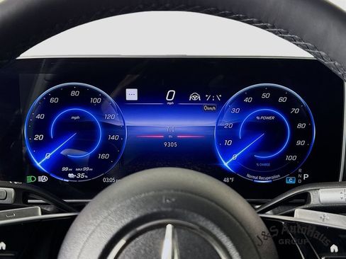 Used 2023 Mercedes-Benz EQS 450+ 4MATIC SUV w/ Pinnacle Trim Package image 15