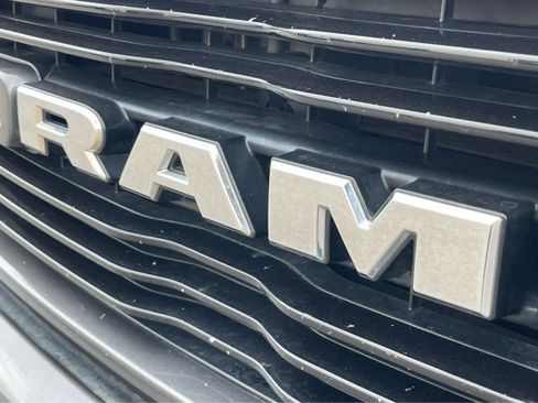 Used 2020 RAM 1500 Laramie w/ Sport Appearance Package image 7