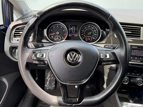 Used 2017 Volkswagen Golf SEL FWD image 50