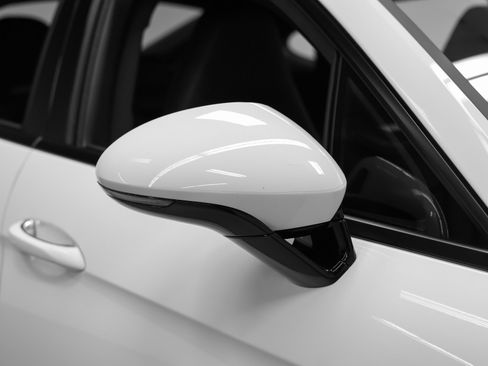 Used 2023 Porsche Panamera 4 image 14