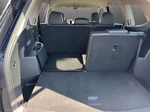Used 2024 Volkswagen Atlas SE image 10