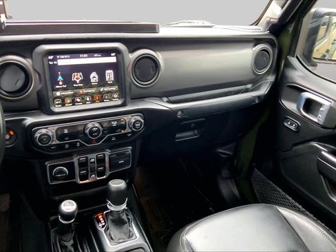 Used 2021 Jeep Gladiator Sport AWD/4WD image 7