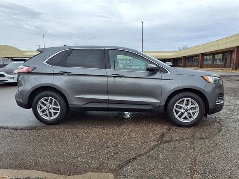 Used 2023 Ford Edge SEL w/ Convenience Package image 6