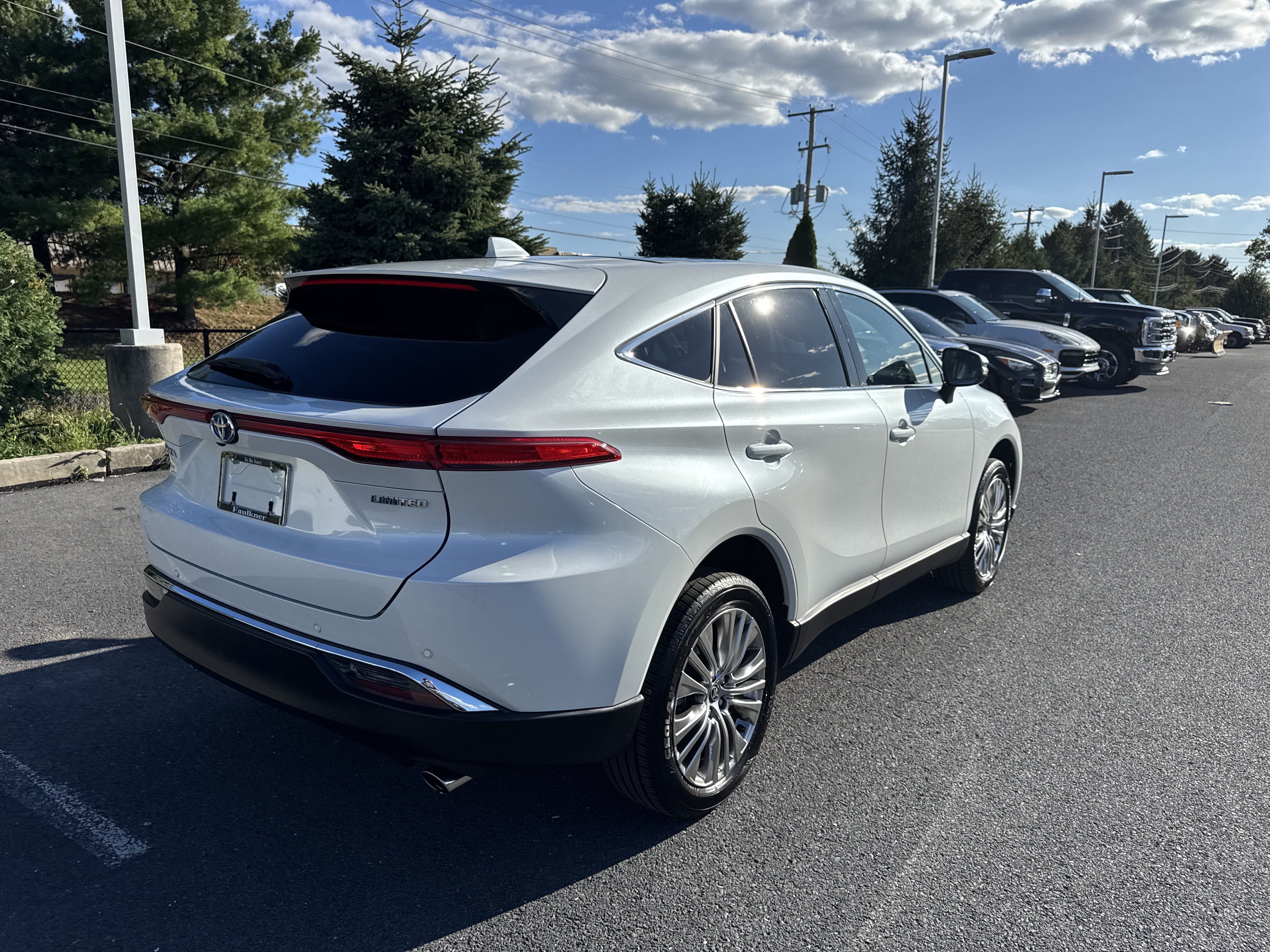 Used 2023 Toyota Venza Limited AWD/4WD image 32