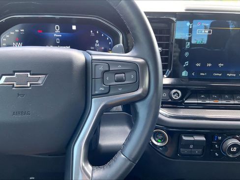 Used 2022 Chevrolet Silverado 1500 ZR2 w/ Technology Package AWD/4WD image 49