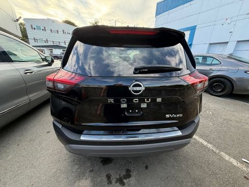 Used 2023 Nissan Rogue SV w/ SV Premium B Package AWD/4WD image 4