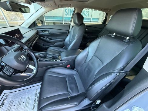 Used 2023 Honda Accord Touring image 8