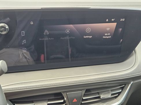 Used 2024 Buick Encore GX Sport Touring FWD image 19