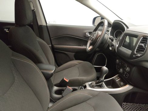 Used 2018 Jeep Compass Sport w/ Tech Group image 21