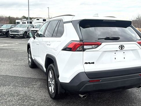 Used 2024 Toyota RAV4 XLE w/ Weather Package image 9