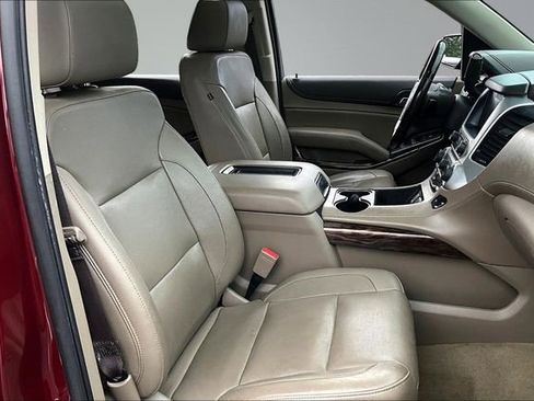 Used 2018 GMC Yukon SLT w/ Open Road Package AWD/4WD image 29