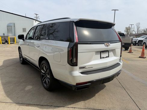 Used 2021 Cadillac Escalade Sport w/ Driver Assist Tech Package image 5
