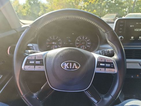 Used 2021 Kia Telluride LX image 16