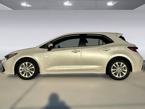 Used 2023 Toyota Corolla SE image 6