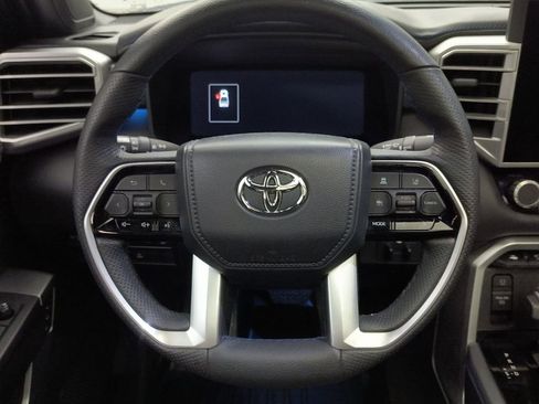 Used 2022 Toyota Tundra Platinum image 13