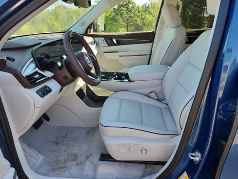 New 2026 Buick Enclave Avenir w/ Super Cruise Package image 16