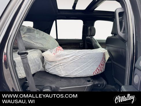 Used 2019 Ford Expedition Limited w/ Special Edition Package image 13