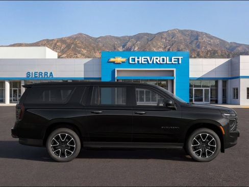New 2026 Chevrolet Suburban RST RWD image 2