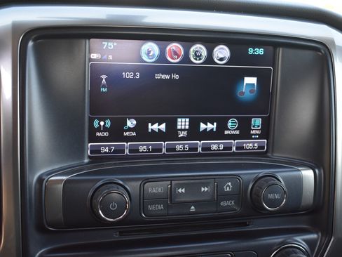 Certified 2018 Chevrolet Silverado 1500 LT w/ All Star Edition AWD/4WD image 28
