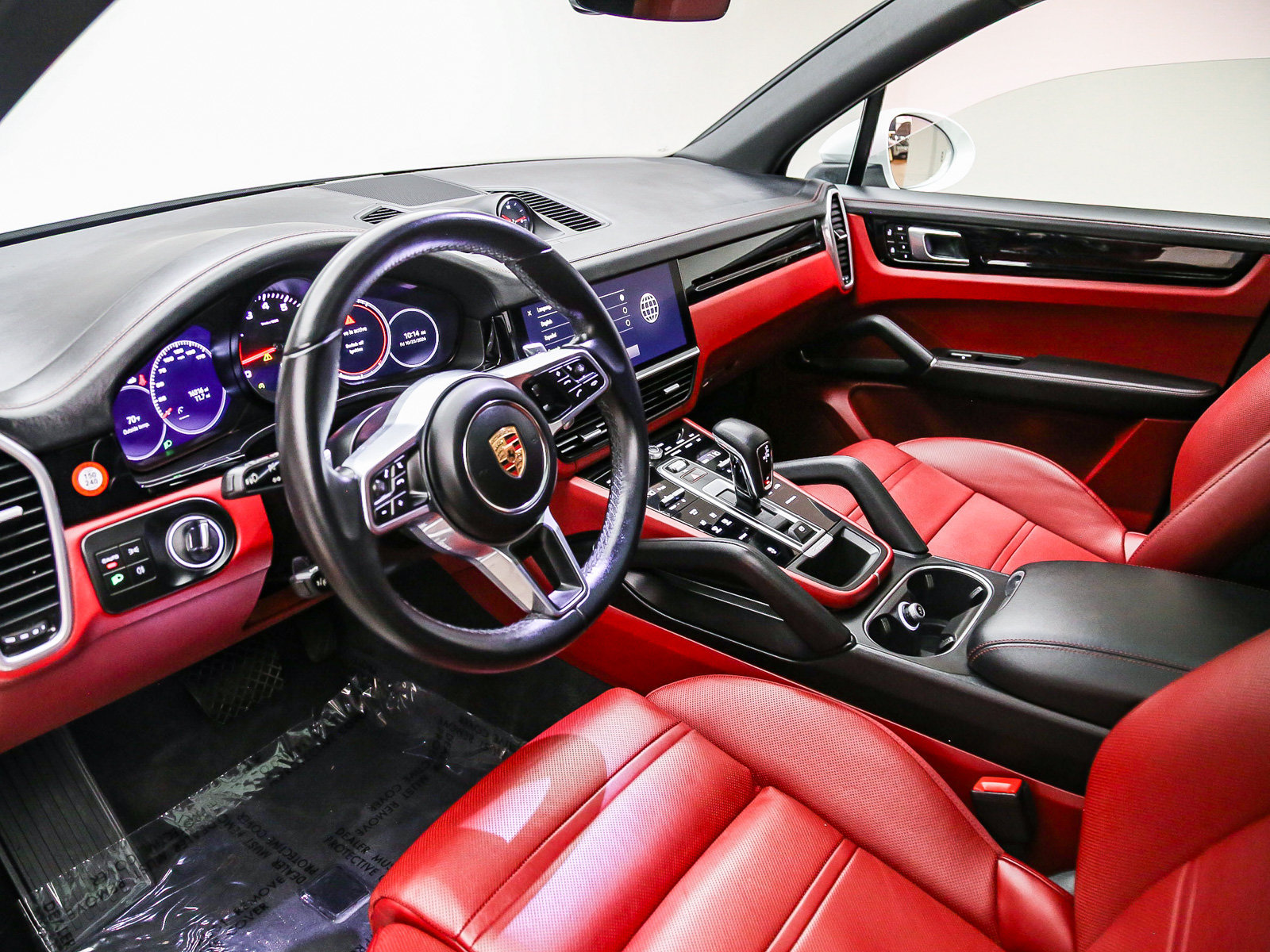 Certified 2023 Porsche Cayenne AWD/4WD image 4