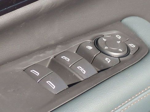 New 2026 GMC Yukon XL AT4 w/ AT4 Premium Plus Package AWD/4WD image 26