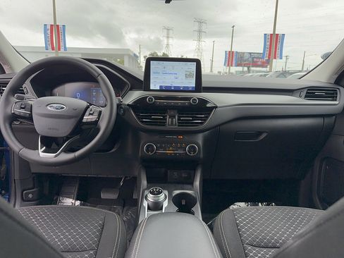 Certified 2023 Ford Escape Active AWD/4WD image 28