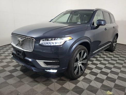 Used 2025 Volvo XC90 B6 Plus AWD/4WD image 4