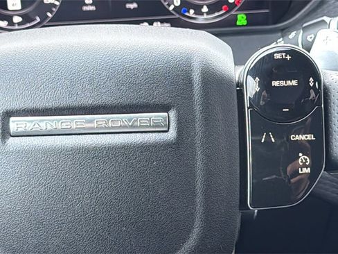 Used 2020 Land Rover Range Rover Velar R-Dynamic S image 22