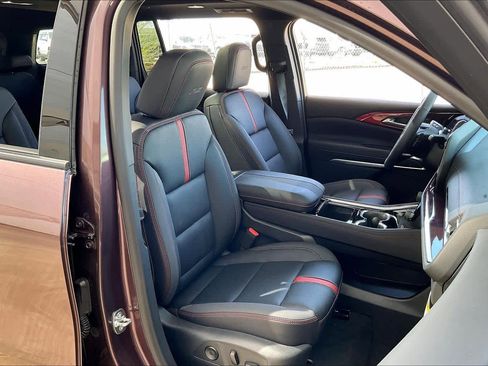 Used 2026 Chevrolet Traverse RS w/ LPO, Floor Liner Package image 10