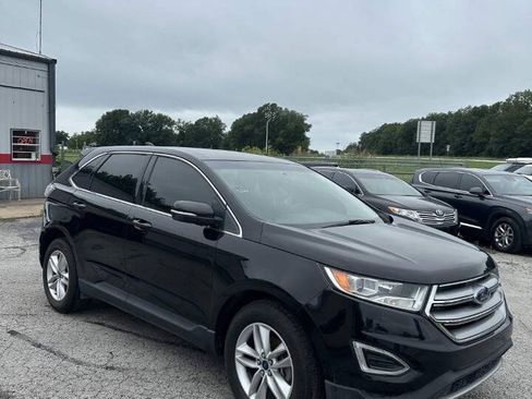 Used 2017 Ford Edge SEL FWD image 3