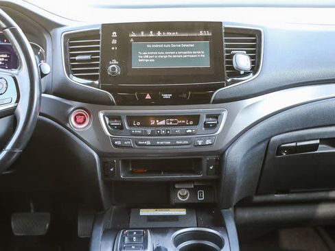 Used 2021 Honda Pilot Special Edition image 12
