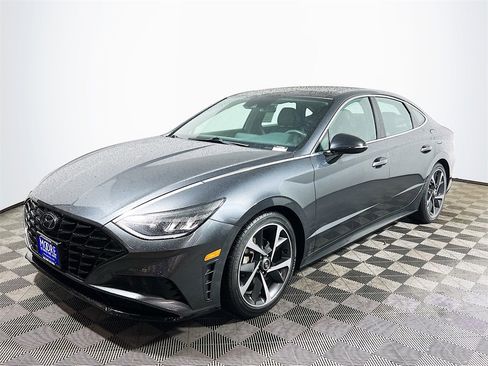 Used 2023 Hyundai Sonata SEL Plus image 4